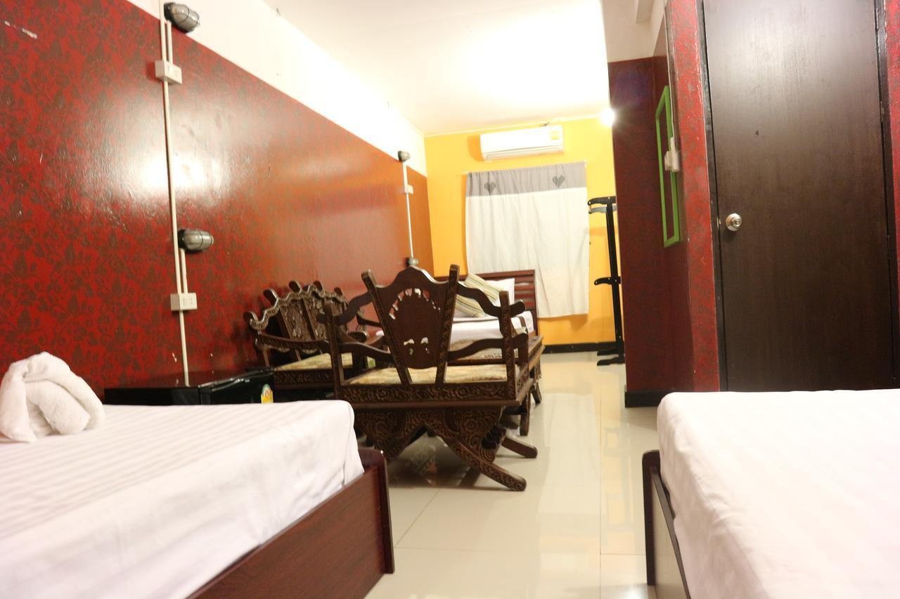 999 Triplenine Chiangmai Hostel Чиангмай Екстериор снимка