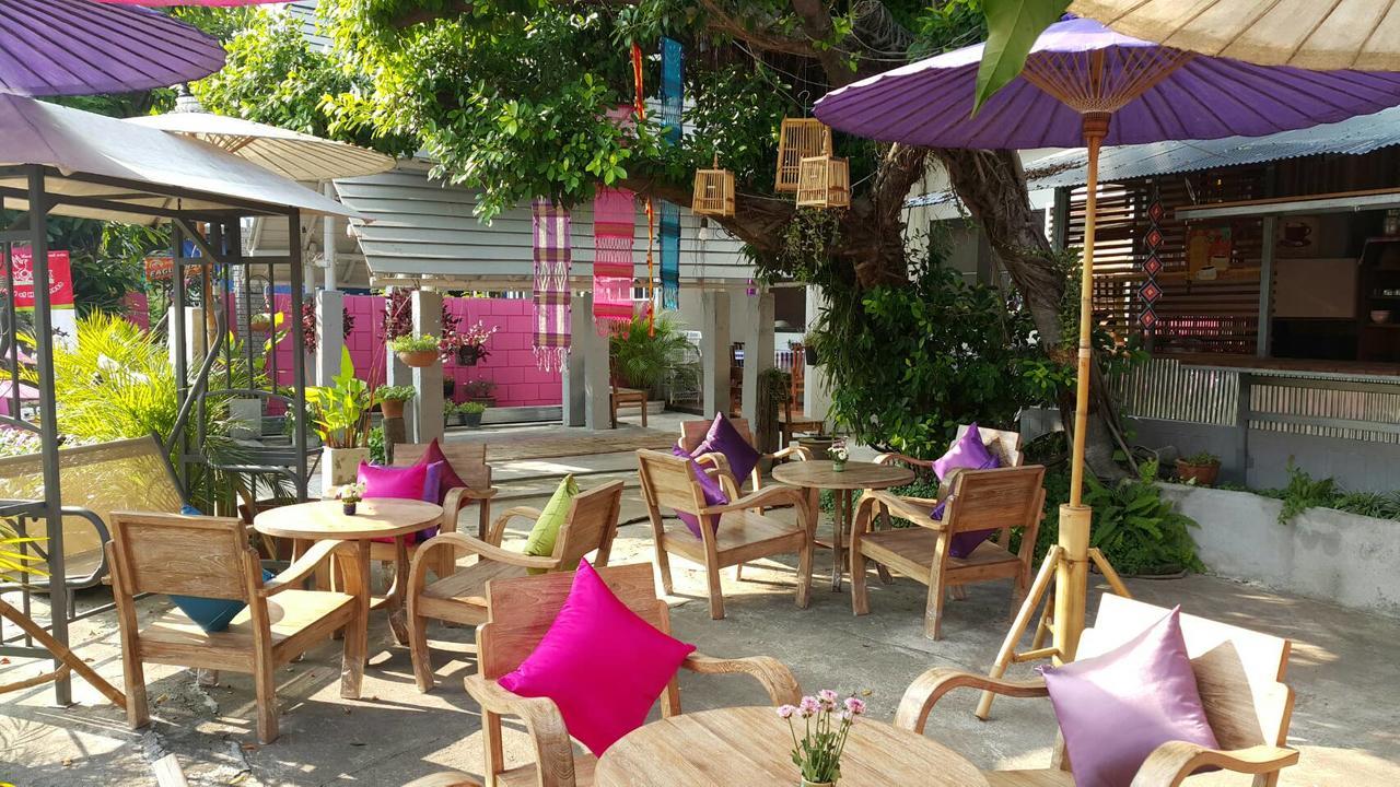 999 Triplenine Chiangmai Hostel Чиангмай Екстериор снимка