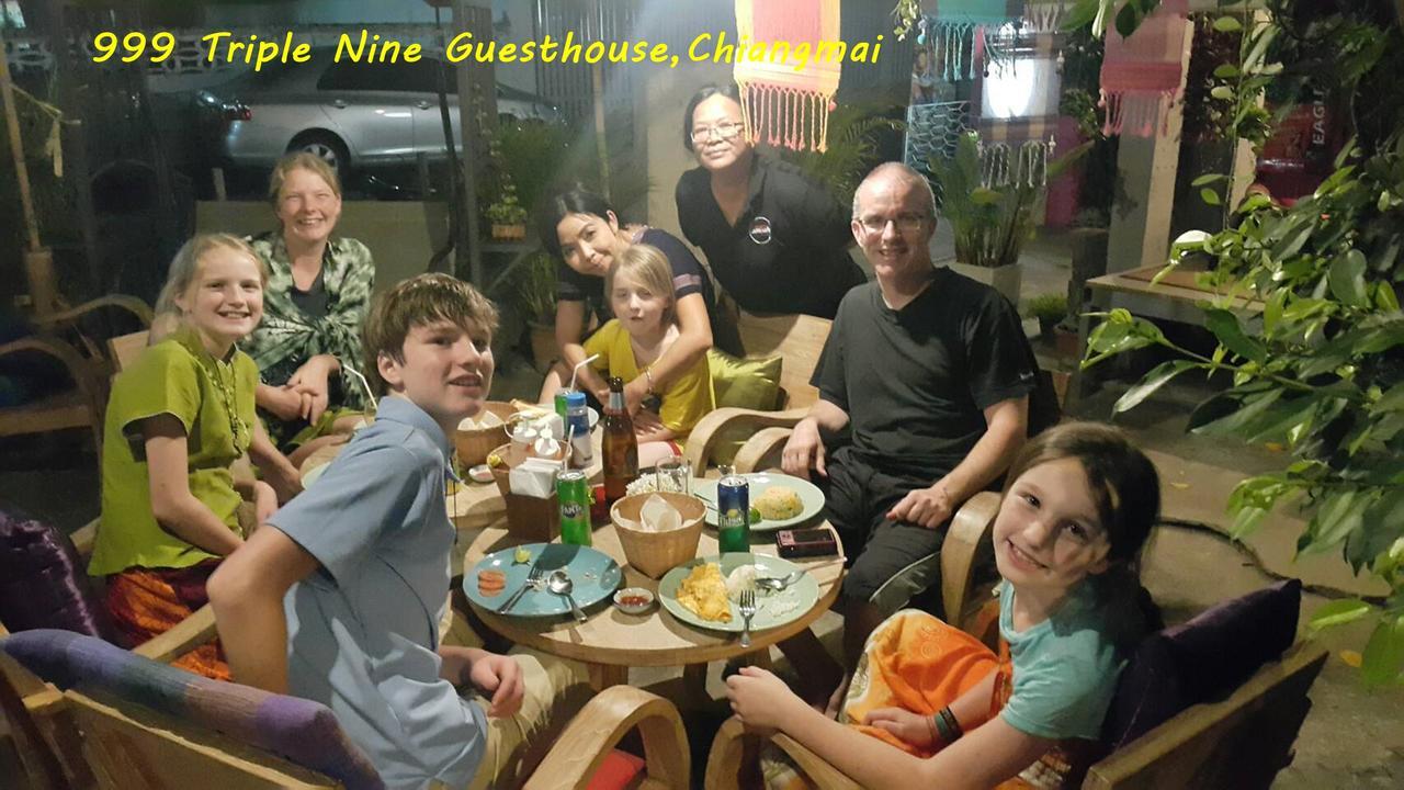999 Triplenine Chiangmai Hostel Чиангмай Екстериор снимка